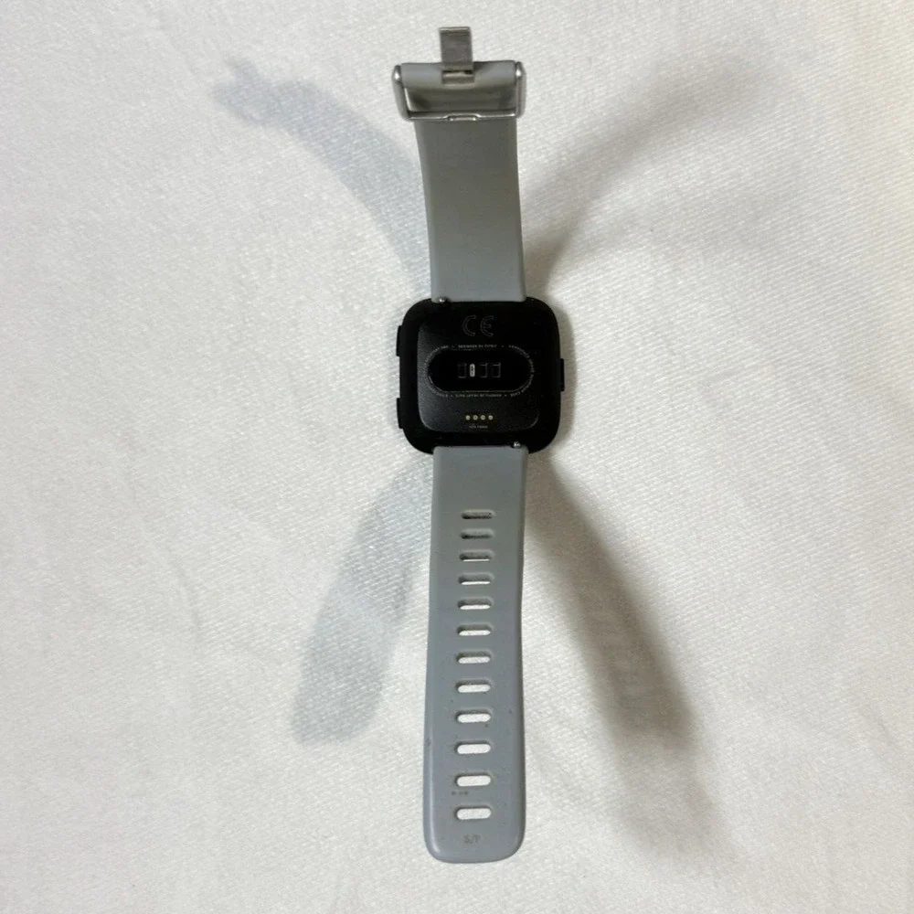 Fitbit Versa Model‎ FB504